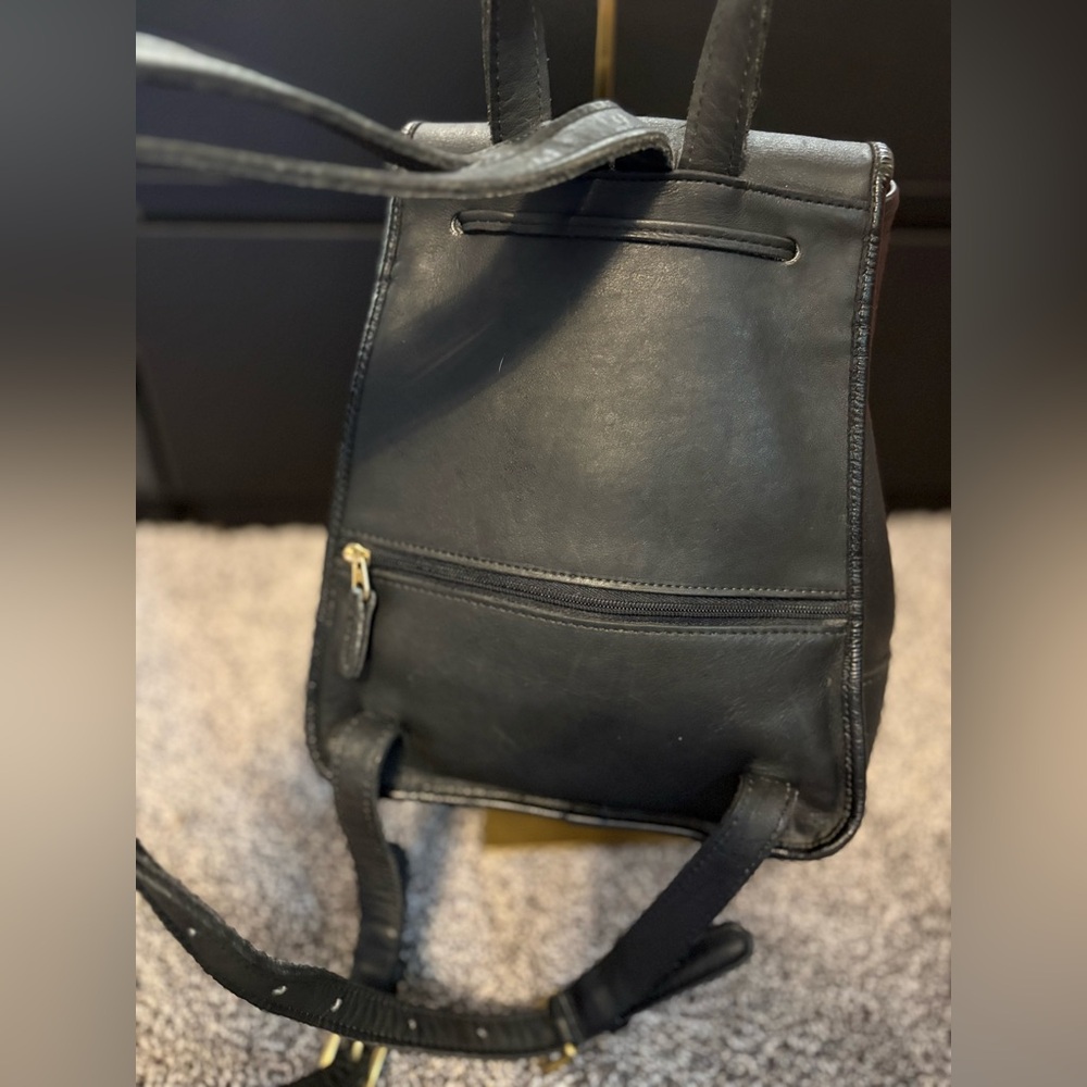 Coach vintage Day Pack in Black glovetanned leather- (USA) - Picture 14 of 16